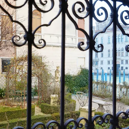 Guest house Granda Sweet 3*