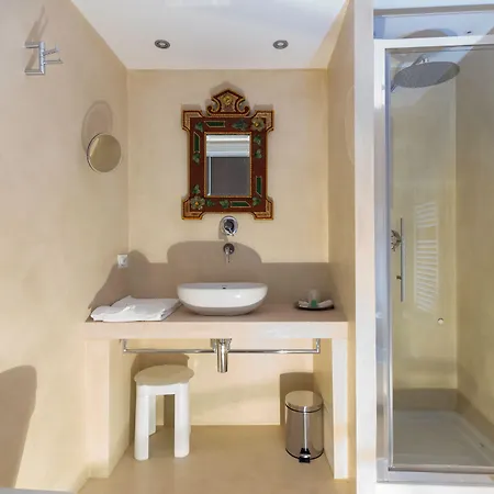 Granda Sweet Guest house 3*